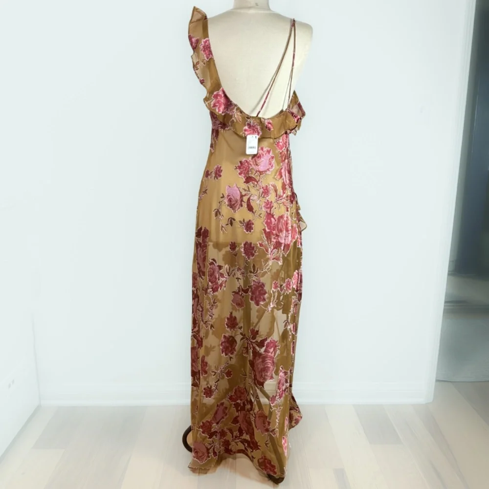 NWT Free People Bed of Roses Slip Gold Wood Combo size Medium